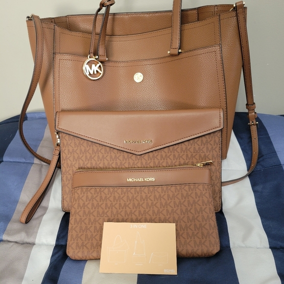 Michael Kors 3 piece Charlotte set- Tote, Crossbody & Clutch - Picture 1 of 15
